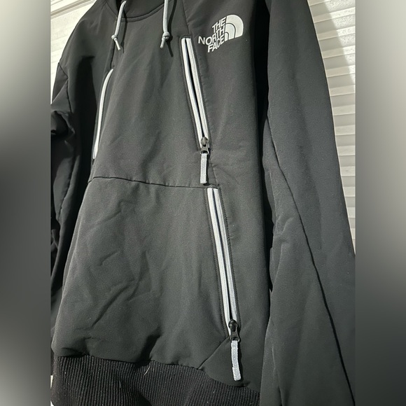 The North Face Men's Size Medium Pullover Hoodie - Picture 3 of 4